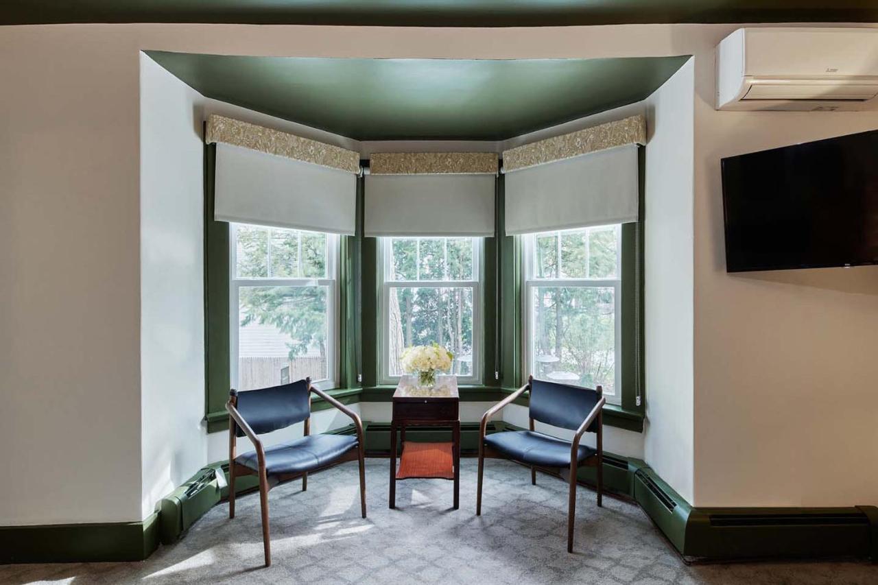 The Whitlock Hotell Lenox Exteriör bild